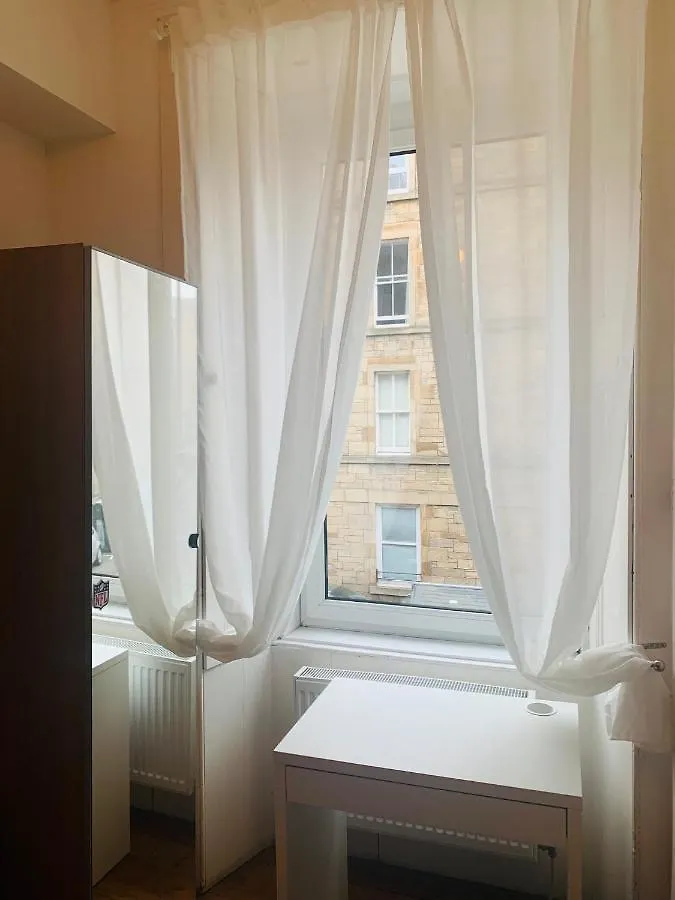 Family Apartment - Skye - Private Members Club Edinburgh United Kingdom